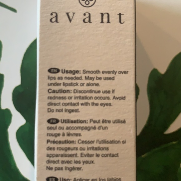 Avant Hyaluronic Acid Replenishing Lip Serum - Picture 4 of 4